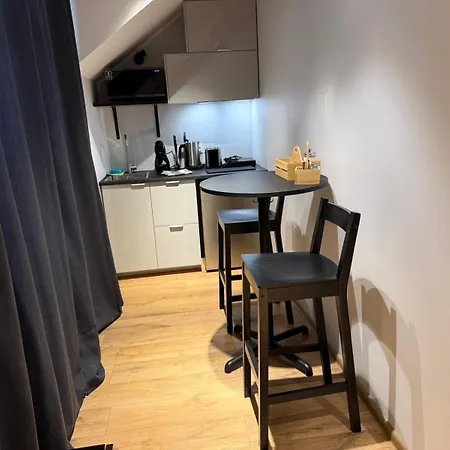 Апартаменти Kalma 7 *